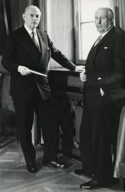 Marcus and Jacob Wallenberg in SEB’s boardroom in 1962